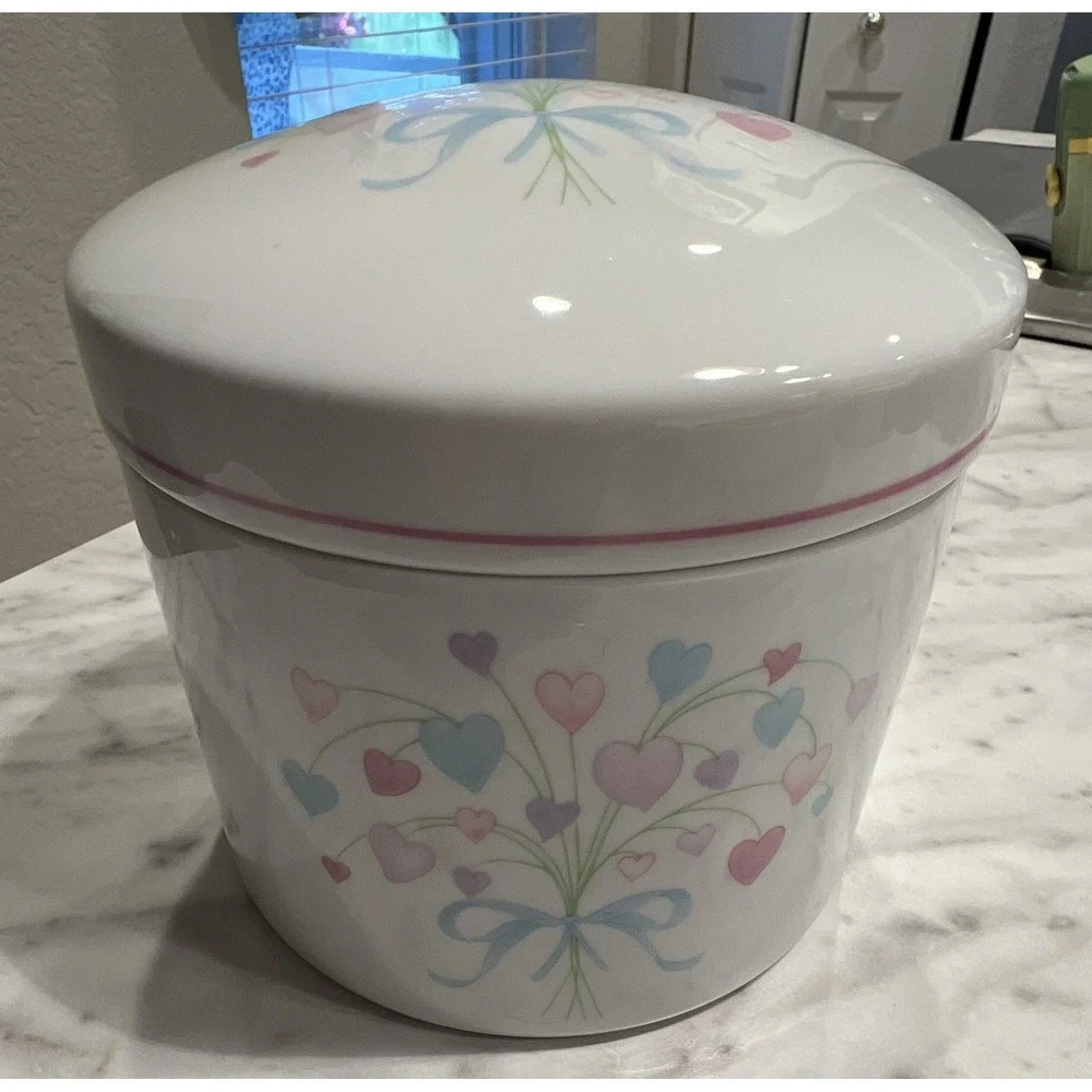Vintage 1987 FTDA Ceramic Heart Bouquet Canister Lidded Jar Pastel 80s Decor